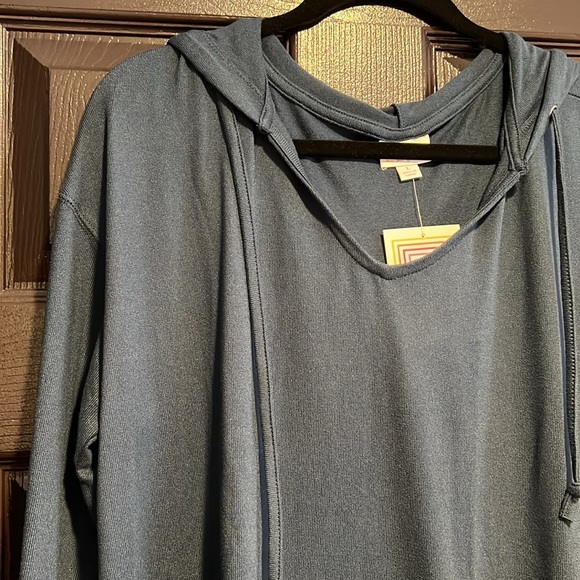 LuLaRoe Eliza - Large - Picture 2 of 14